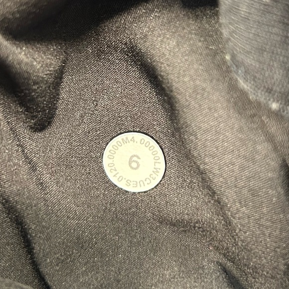 Lululemon In Orbit Jacket - Picture 4 of 9